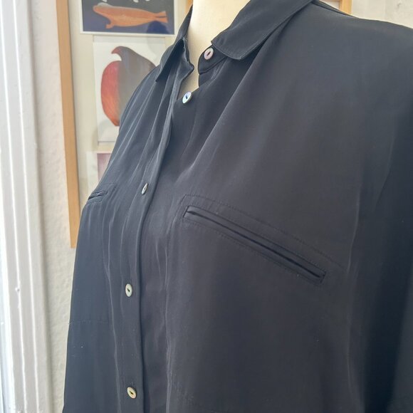 Vince black flowy silk bouse short sleeve size large - Picture 5 of 8
